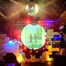 Fã do Pink Floyd usa 10 mil tijolos para erguer museu dedicado à banda -  LEANDRO COURI/EM/D.APRESS