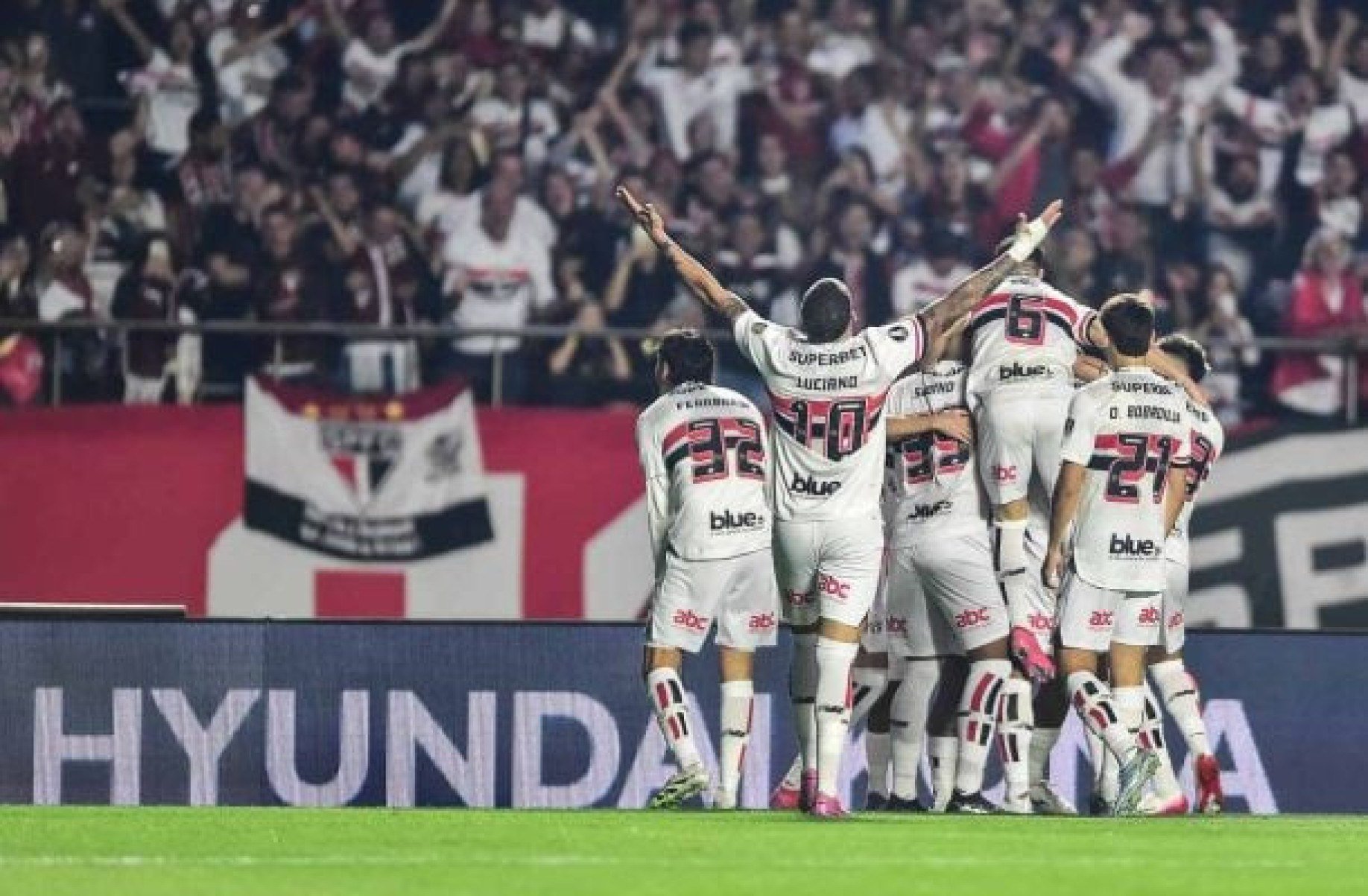 São Paulo bate o Atlético Nacional nos pênaltis e avança na Libertadores