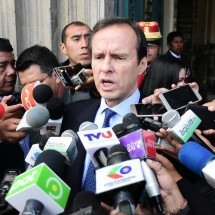 Exportamos mais cocaína do que gás por meio do Brasil, diz candidato no 2º turno à Presidência da Bolívia - Asambleia Legislativa Plurinacional