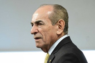 Voto impresso: governo tentará derrubar no plenário do Senado regra aprovada pela CCJ