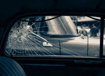 Homem foi baleado quando estava no banco de trás de um carro de aplicativo -  (crédito: Unsplash/Imagem ilustrativa)