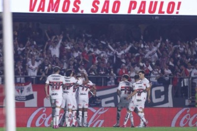 O São Paulo passou por um aperto para garantir a classificação na Libertadores. Depois de jogar melhor ao longo da partida, o Tricolor vacilou e sofreu o empate, mas superou o fantasma dos pênaltis para chegar às quartas de final da competição. Confira como o Jogada10 avaliou os jogadores tricolores. Foto: Divulgação/Conmebol -  (crédito: Divulgação/Conmebol)