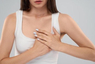 Com três anos de existência, o projeto atende de graça pacientes que fizeram mastectomia (remoção da mama) no SUS (Sistema Único de Saúde) e precisam de reabilitação especializada, mas não podem pagar pelo procedimento -  (crédito: ArtPhoto_studio/FreePik)