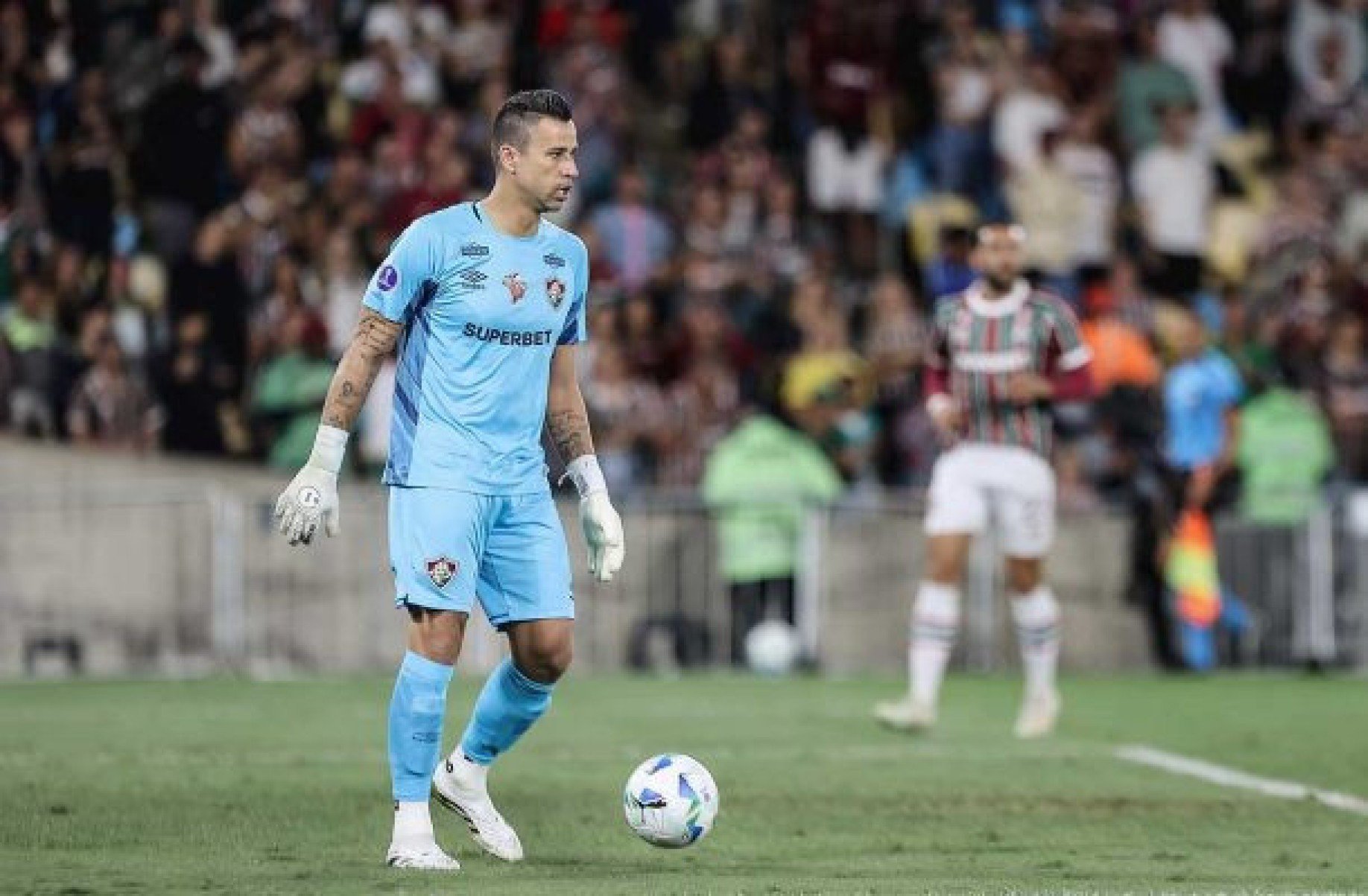 Imprensa internacional destaca recorde de Fábio, do Fluminense