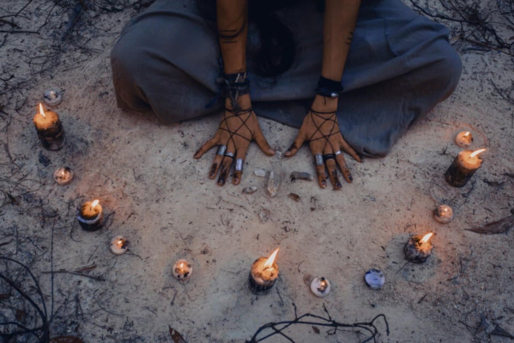 Oferendas para Oxumaré: para abrir seus caminhos - Wemystic