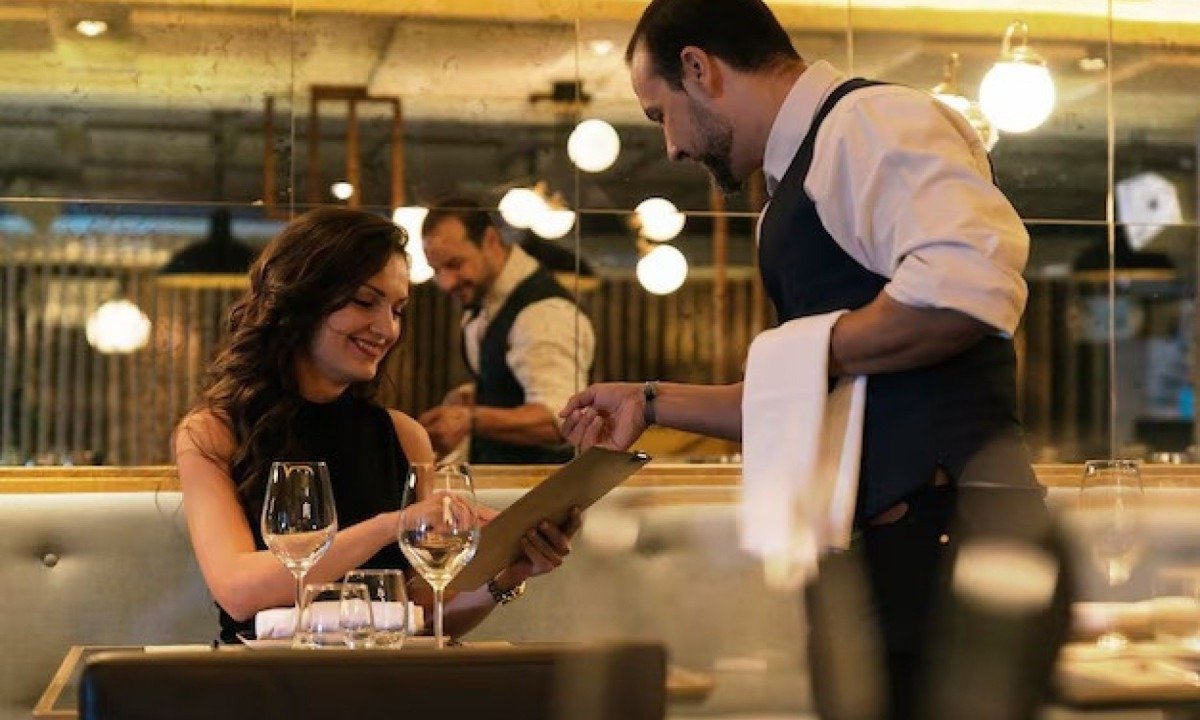 O consumidor não precisa provar que entende de proporção, de técnica ou sequer do que pediu. Basta estar insatisfeito, ou entediado, e pronto: está autorizado a transformar ressentimento em número -  (crédito: Freepik)