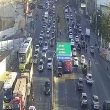 BH: acidente com caminhão-baú congestiona vias da Pampulha nesta sexta (22) - Reprodução/BHTrans