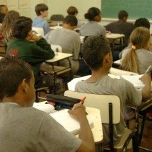 Apenas 11 estados melhoraram desempenho de negros e pobres no ensino básico pós-pandemia