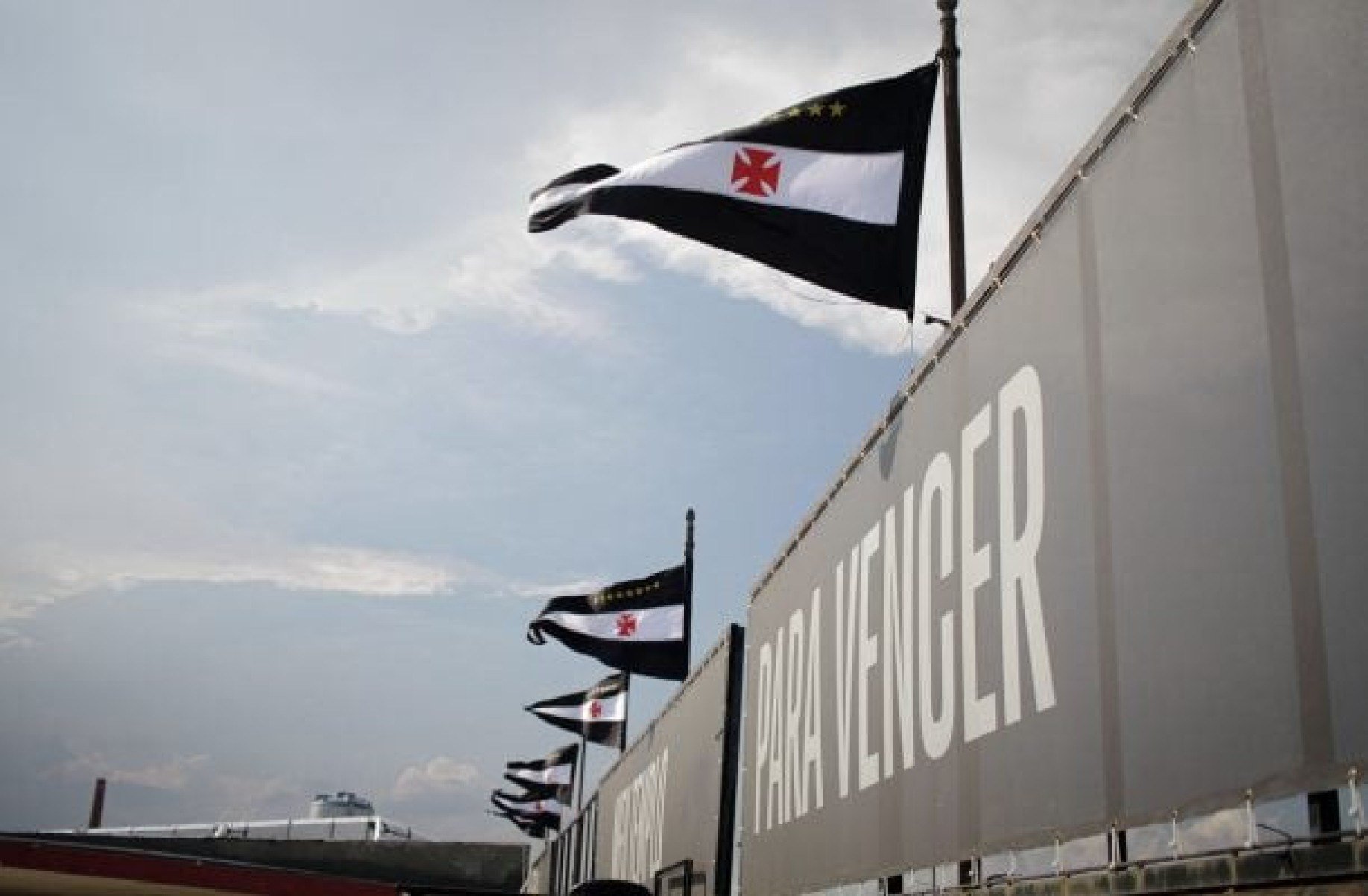 MP recomenda republicação de edital da RJ do Vasco