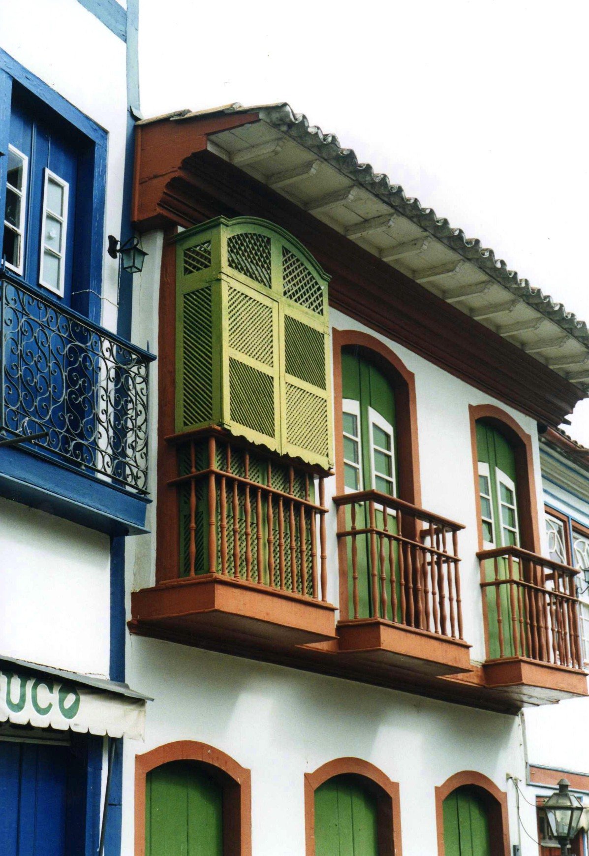  22/11/2021. Credito: Rogerio Machado/Flickr. Passatempo 23/11. Na foto, casa com muxarabiÃª, em Diamantina - MG.
      - Rogerio Machado/Flickr. Passatempo 23/11. Na foto, casa com muxarabiê, em Diamantina - MG.