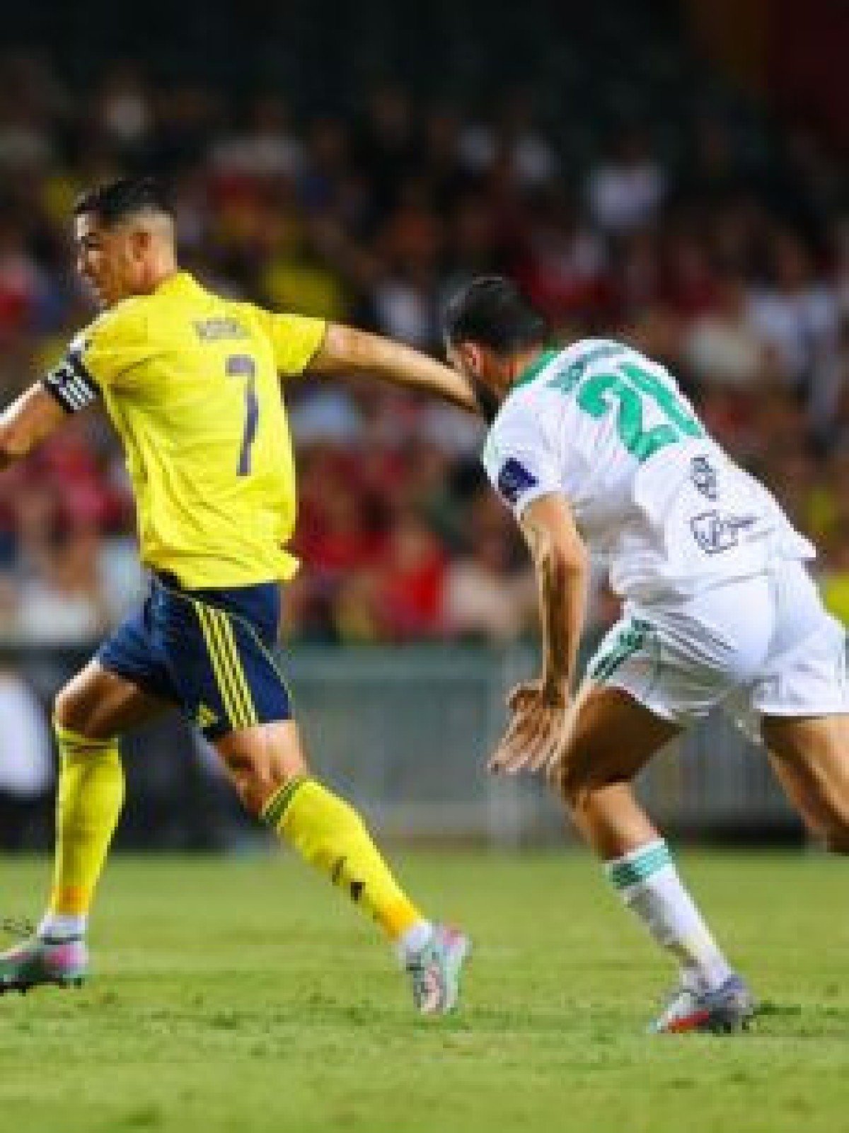 Cristiano Ronaldo alcança recorde, mas Al-Nassr perde para o Ah-Ahli na Supercopa da Arábia
