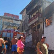 Homem ateia fogo na casa de ex-companheira em Sabará - Divulgação/CBMMG