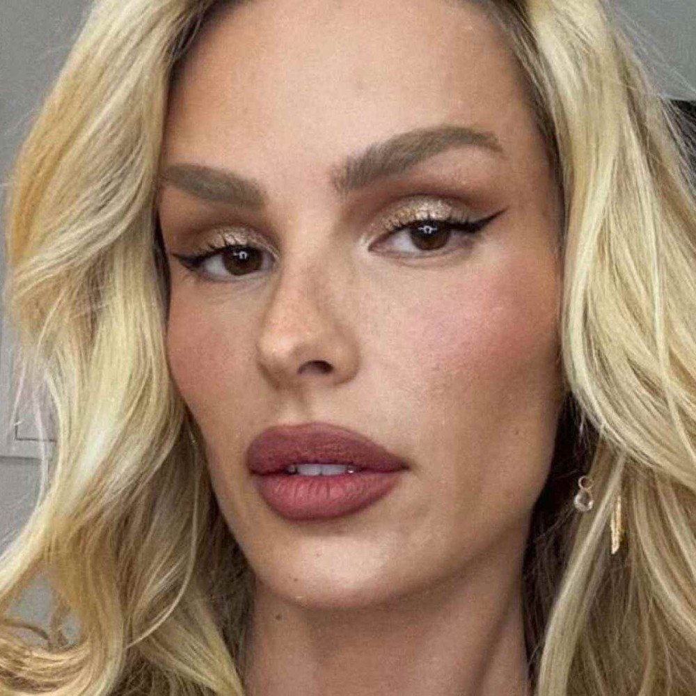 Luiza Brunet quebra o silêncio sobre Yasmin após mensagens com Vorcaro