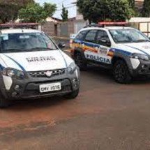 Bêbado, passageiro vomita em carro de aplicativo e agride motorista  - PMMG