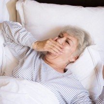 Diminuição da qualidade do sono é um dos primeiros sintomas da menopausa - Freepik