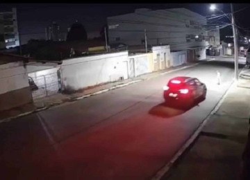Vídeo: Idoso com sinais de embriaguez atropela criança em João Pinheiro -  (crédito: Reprodução/Redes sociais)