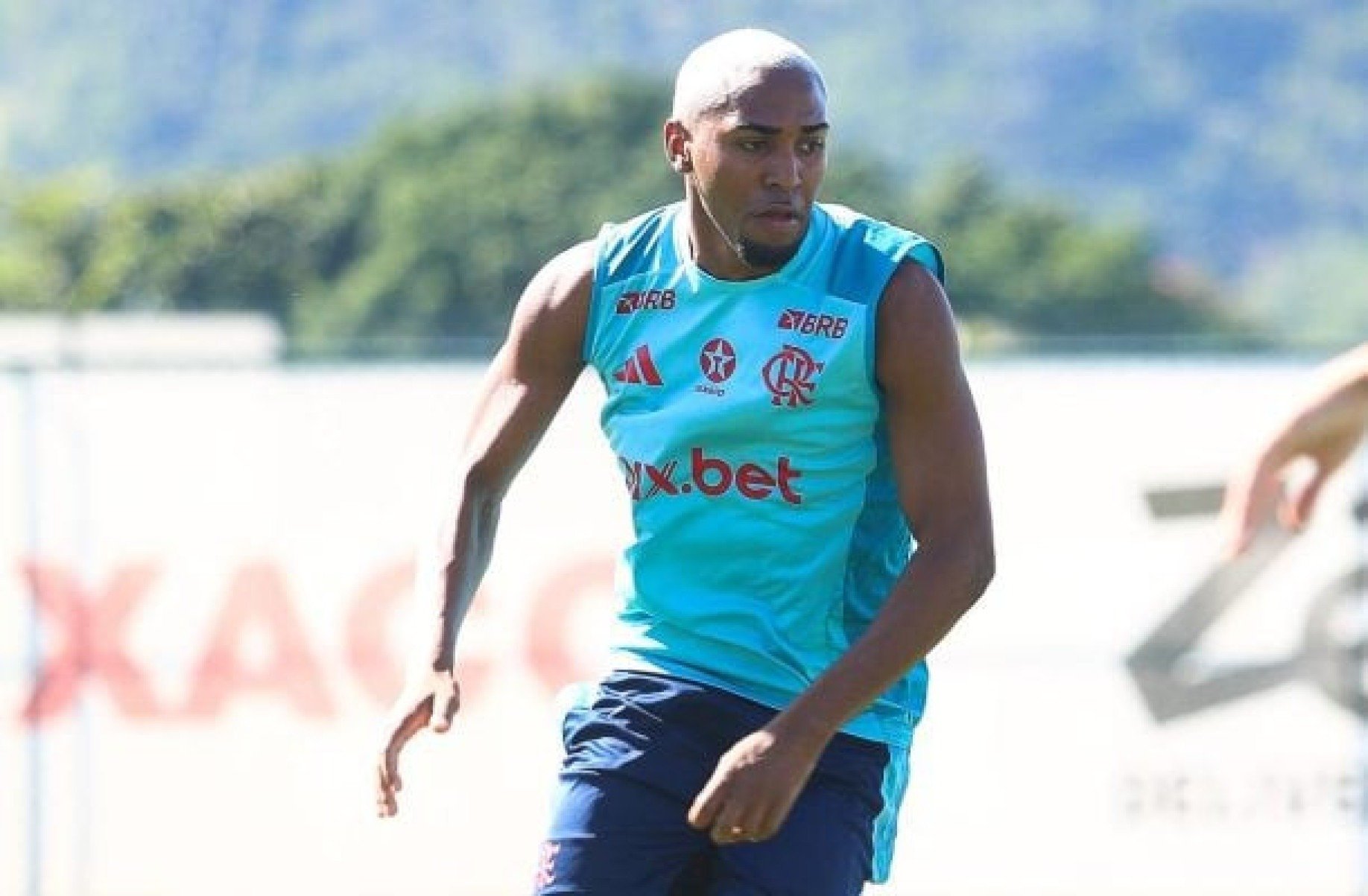 Flamengo negocia empréstimo de Lorran com o Pisa, da Itália