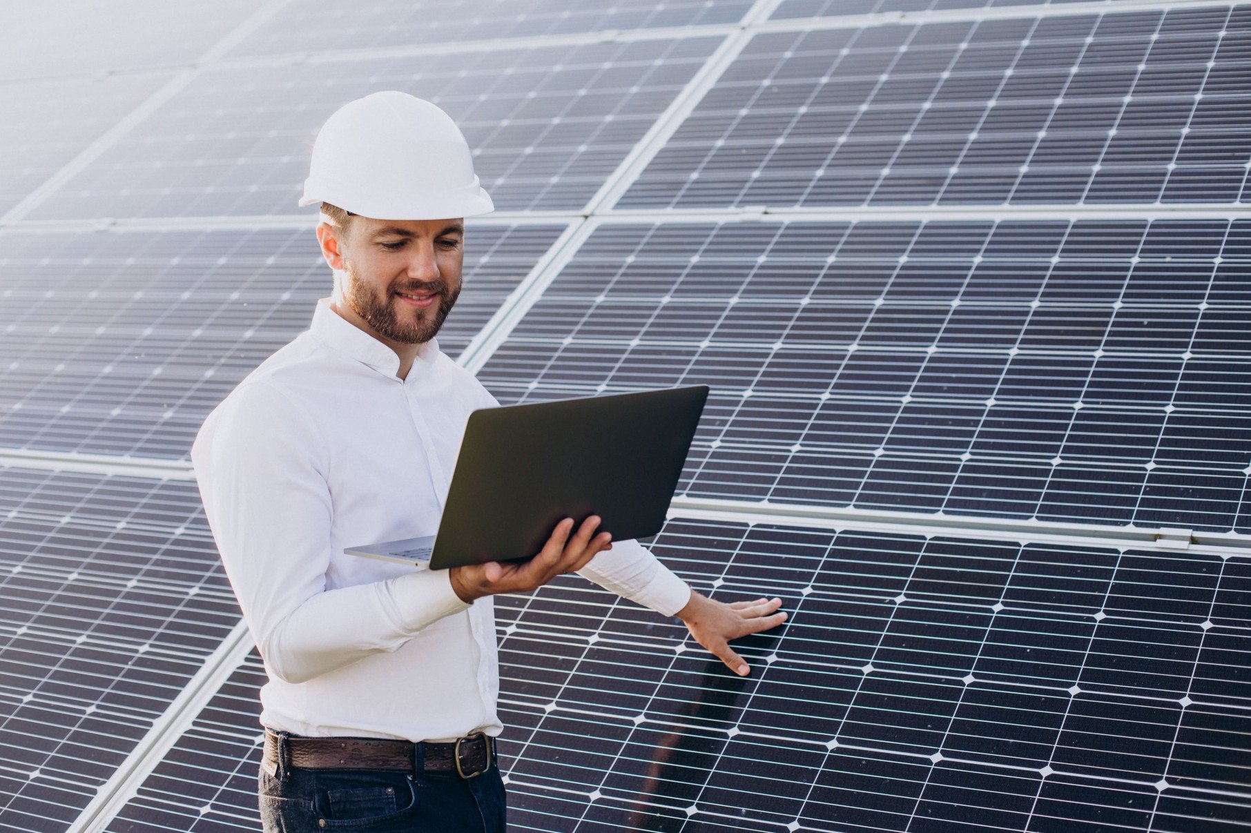 Brasil ultrapassa 800 mil inversores solares instalados - DINO