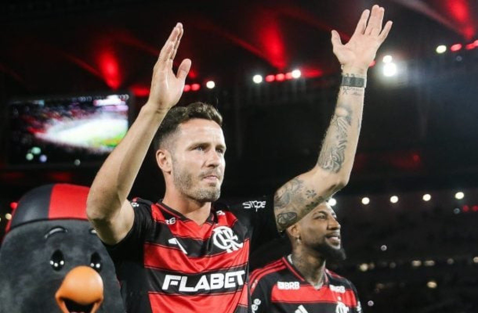 Narrador se encanta com efeito Flamengo em ‘nova fase’ de Saúl: ‘Alívio’
