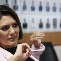 'Obrigada, meu Deus', agradece Michelle por prisão domiciliar de Bolsonaro