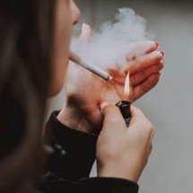 Aumento de fumantes acende alerta no Brasil - Freepik