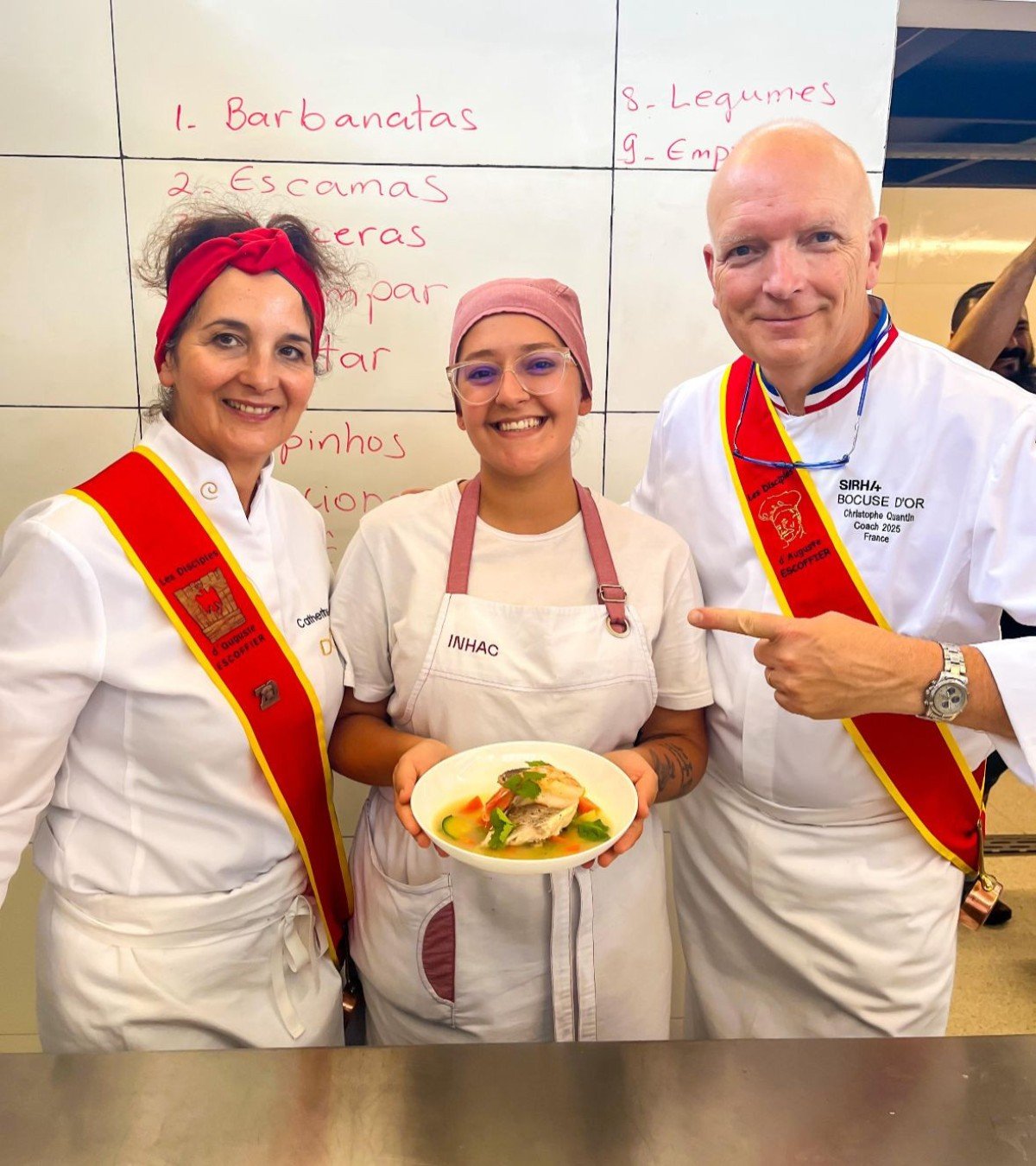 Chefs franceses com a aluna no INHAC, Nina Gualberto