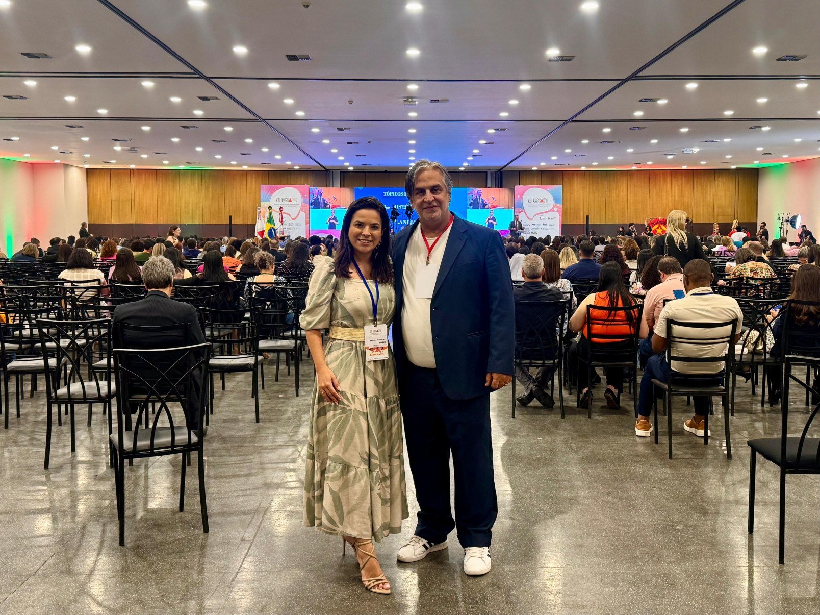 Secret&aacute;ria adjunta de educa&ccedil;&atilde;o, B&aacute;rbara Fulg&ecirc;ncio, e Eduardo Serrano, da HMN Consultoria, falam sobre a import&acirc;ncia da participa&ccedil;&atilde;o de Sabar&aacute;