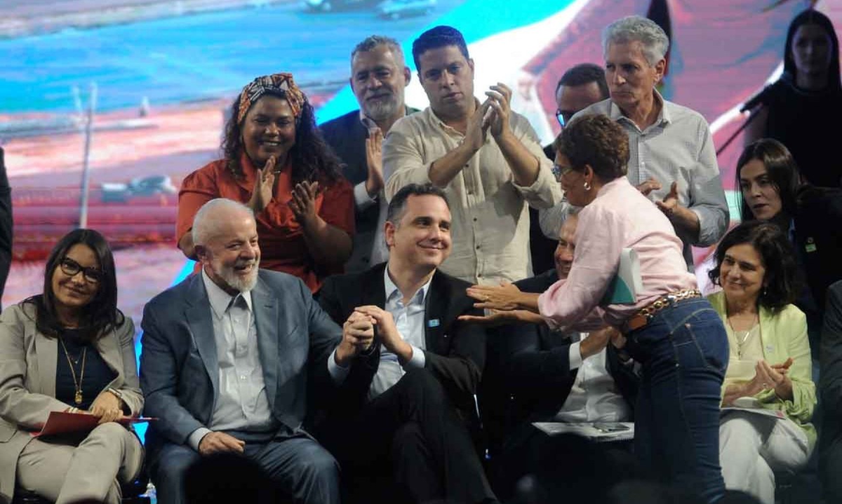 Lula com Rodrigo Pacheco e Marília Campos durante visita a Contagem, em junho de 2024 - (crédito: ALEXANDRE GUZANSHE/EM/D.A. PRESS – 27/6/2024) Lula com Rodrigo Pacheco e Marília Campos durante visita a Contagem, em junho de 2024 - (crédito: ALEXANDRE GUZANSHE/EM/D.A. PRESS – 27/6/2024)