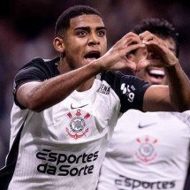 Atuações do Corinthians contra o Athletico: Hugo salva atrás e Gui Negão decide na frente - Rodrigo Coca/Agência Corinthians