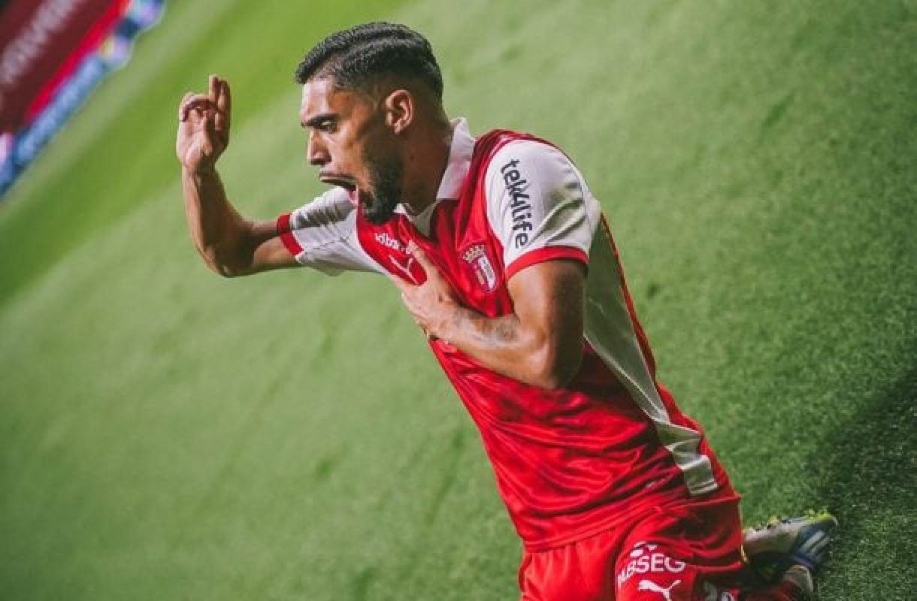 Braga goleia Lincoln Red e garante vaga na Liga Europa