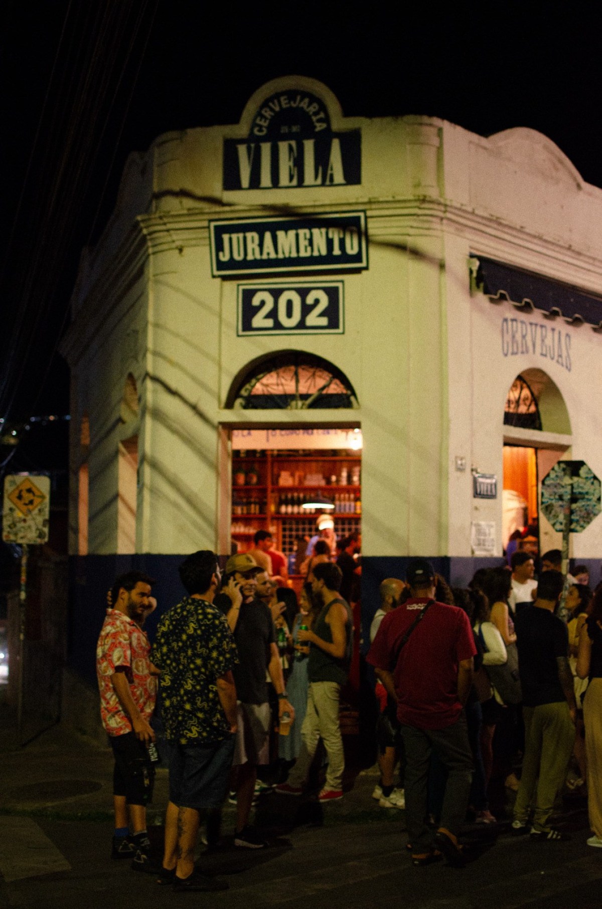 Bar Juramento 202 movimenta dias e noites em BH