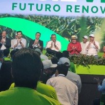 Lula: "Não cabe ao Brasil ficar deitado em berço esplêndido" - Luiz Ribeiro/EM/D.A Press