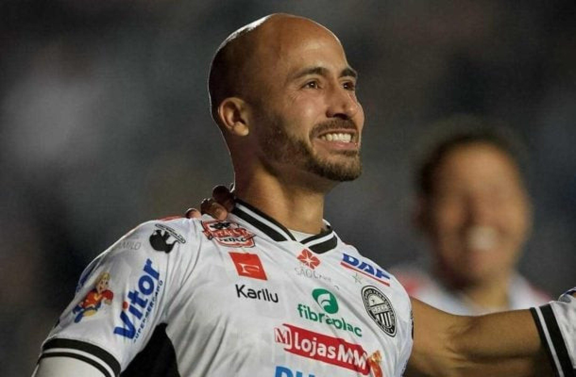 Operário-PR surpreende Coritiba, vence em casa e sobe para o oitavo lugar na Série B