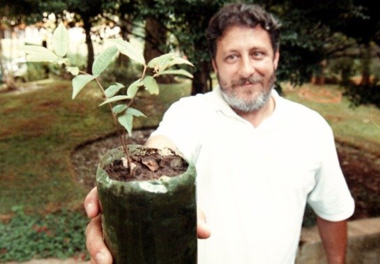 Auremar de Castro/EM/D.A Press/29/3/2001