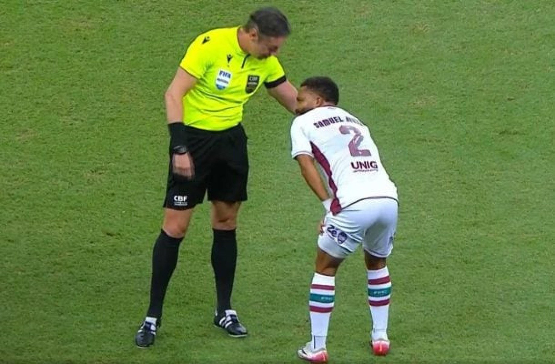 Samuel Xavier volta ao Rio de Janeiro para ser reavaliado no Fluminense