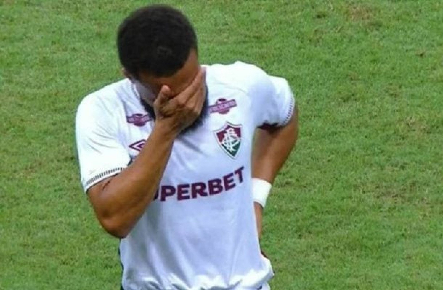 Fluminense perde Samuel Xavier por lesão; veja tempo de recuperação