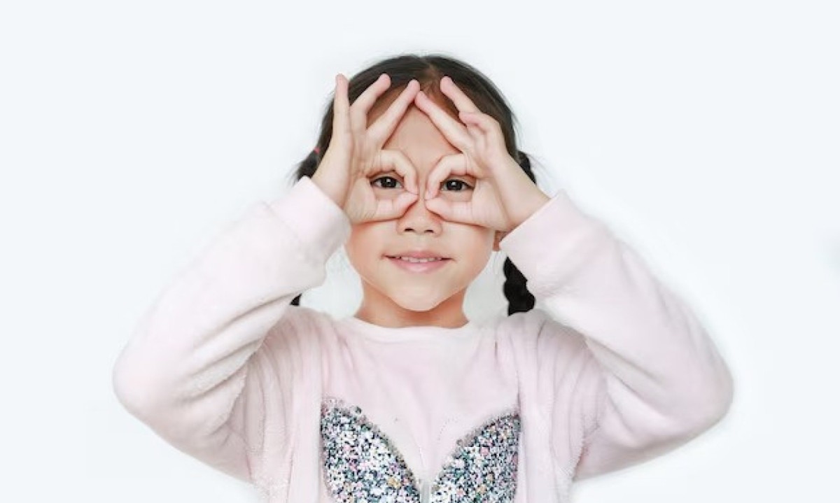 Foi numaterça-feira comum que notei. Minha filha, com seus olhos de universo, apresentava uma assimetria sutil - (crédito: Freepik) Foi numaterça-feira comum que notei. Minha filha, com seus olhos de universo, apresentava uma assimetria sutil - (crédito: Freepik)