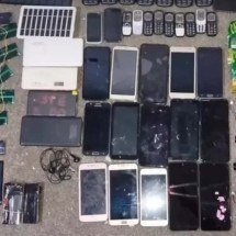 Gari é preso ao tentar entrar em presídio com 35 celulares - Sejusp