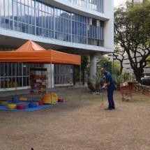 Pessoas em situação de rua 'desaparecem' do jardim da Biblioteca Pública - T&uacute;lio Santos/EM/D.A.Press