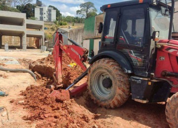 A vitíma de 59 anos foi soterrada até a altura do pescoço e morreu no local -  (crédito: Corpo de Bombeiros/Divulgação)