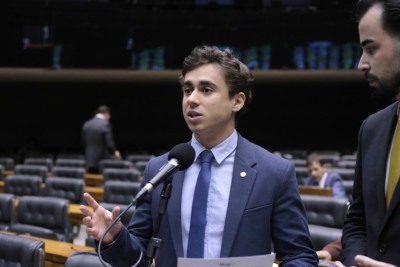 Deputado bolsonarista Nikolas Ferreira critica os ministros do Supremo Tribunal Federal que irão julgar Jair Bolsonaro -  (crédito: Kayo Magalhães / Câmara dos Deputados)