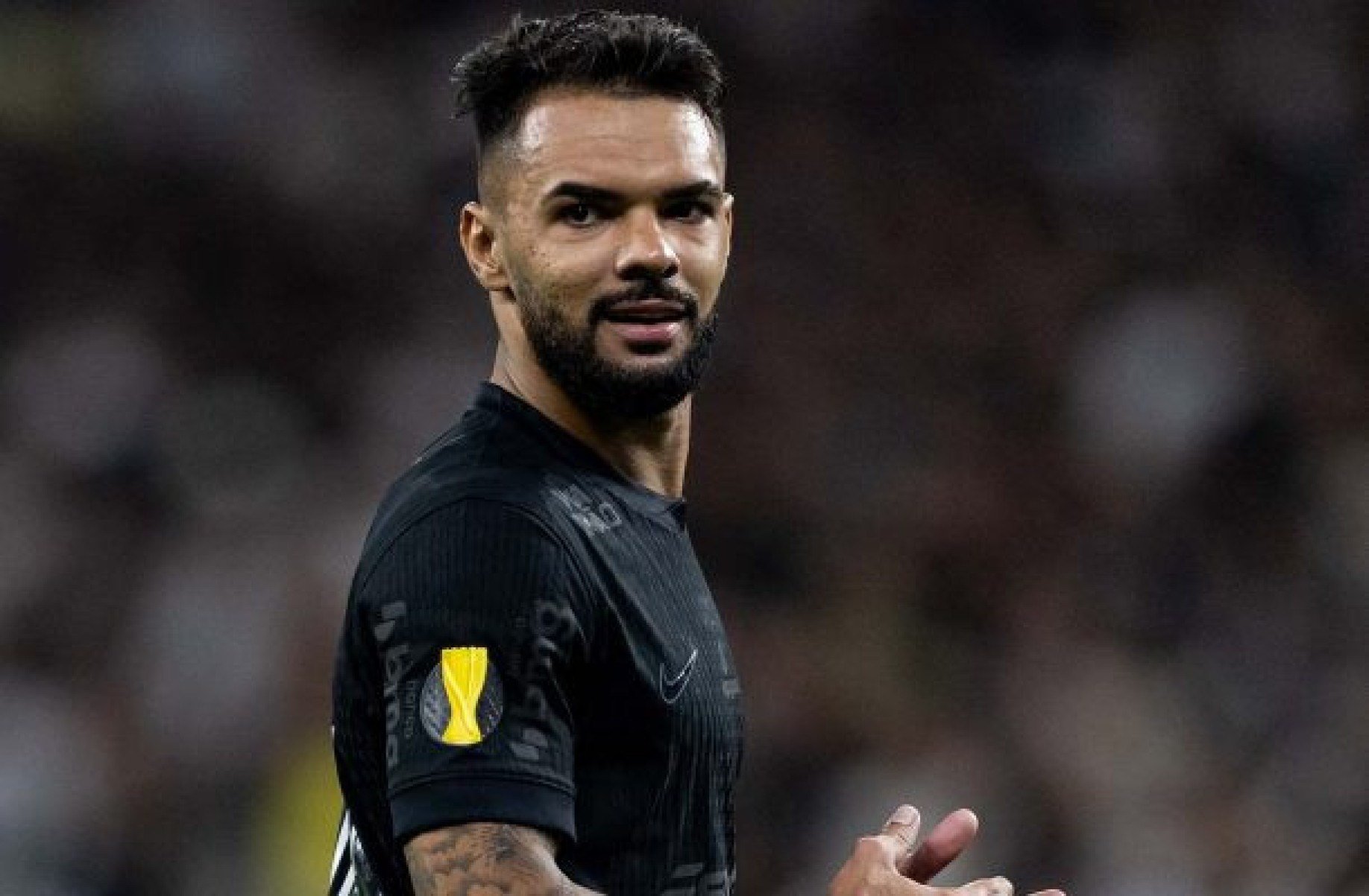 Raniele sofre lesão na coxa e vira nova baixa no Corinthians