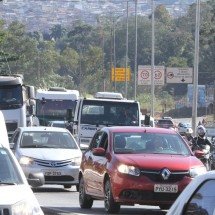 Batida complica trânsito no Anel Rodoviário nesta quarta (3) -  Edesio Ferreira/EM/D.A Press