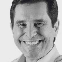 Aos 64 anos, morre o locutor Bob Floriano - Tupi - Pablo Oliveira