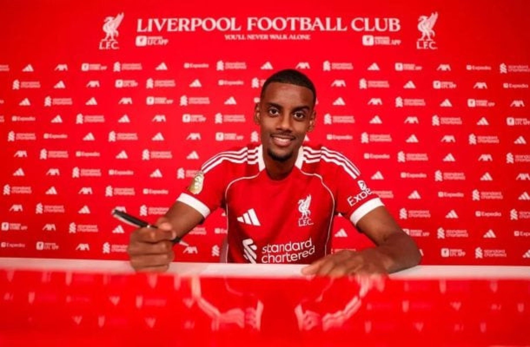 Kroos critica valor da contratação de Isak no Liverpool: ‘Metade dos nossos ouvintes nunca ouviu falar’