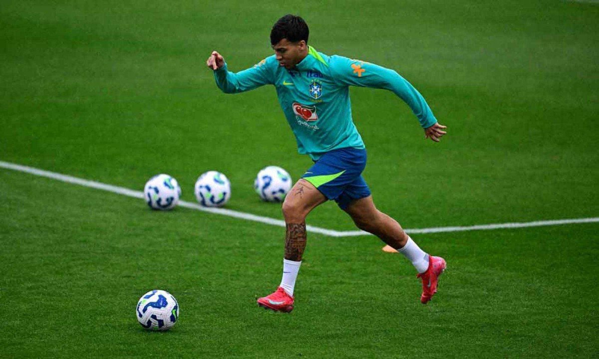 Kaio Jorge teve problema muscular atuando pela Seleção Brasileira e corre risco de ficar fora do jogo de volta contra o Atlético, pela Copa do Brasil -  (crédito: Pablo PORCIUNCULA / AFP)