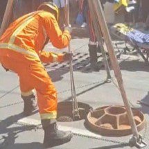 Homem com tornozeleira eletrônica é resgatado após passar horas em bueiro - CBMMG/Divulga&ccedil;&atilde;o