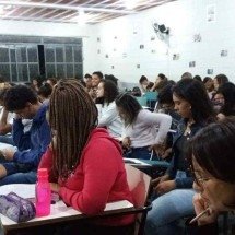 Cursinho pré-Enem em Contagem oferece bolsa permanência  - Adelcio Ramos/ Divulga&ccedil;&atilde;o Pr&eacute;-Enem comunit&aacute;rio Professora Helena Nunes