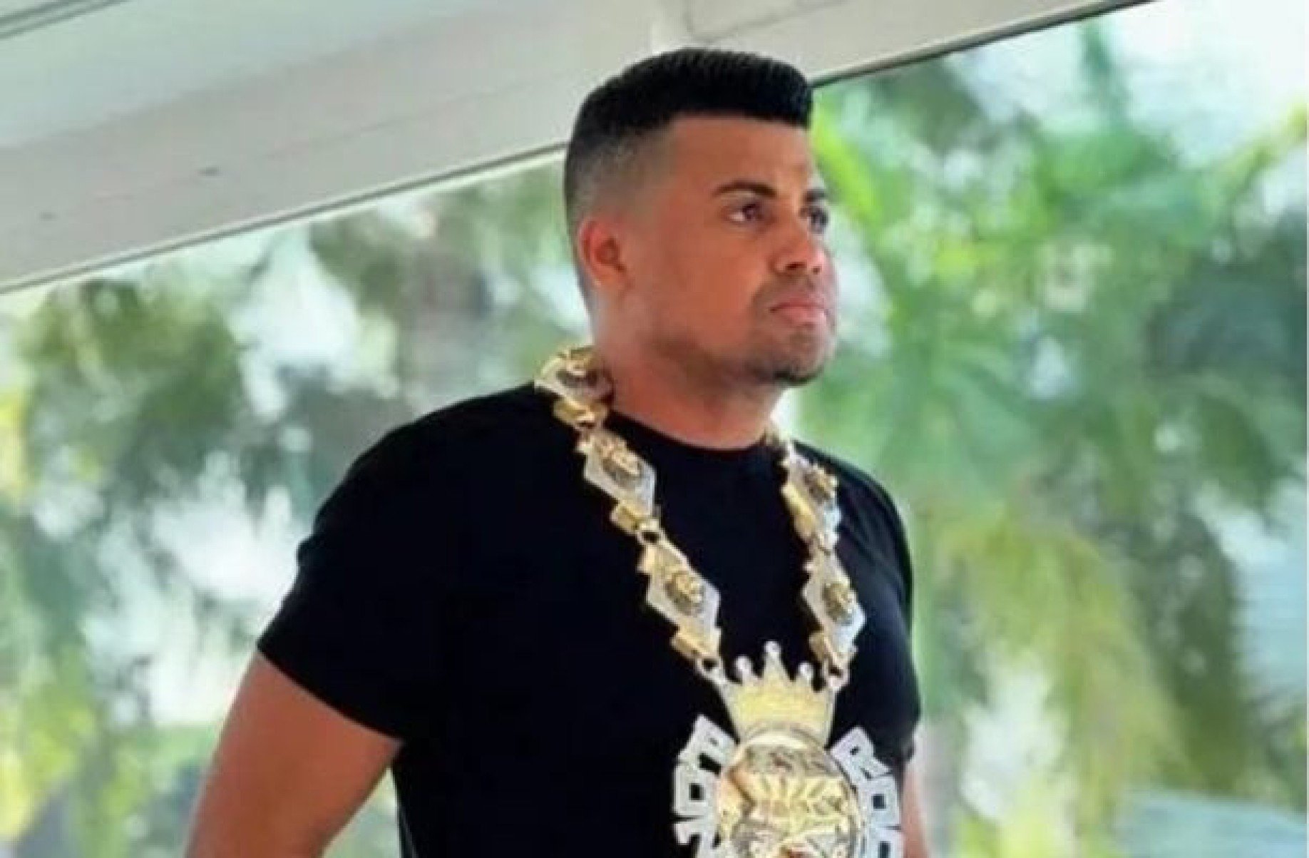 Deputado preso em operação no Rio de Janeiro mantinha relações com ídolos do futebol