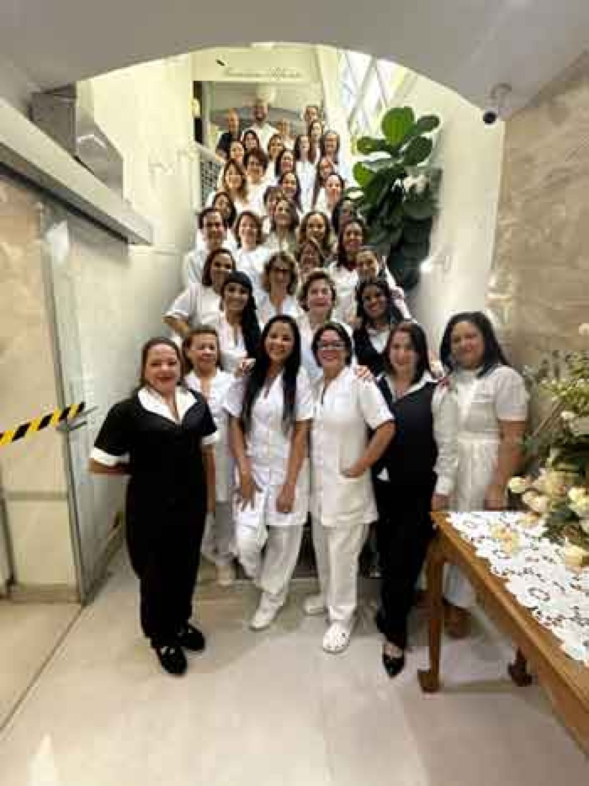 Laura Nunes e toda a equipe o LG Studio